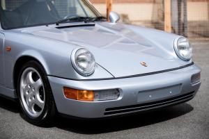 Porsche 911 Carrera RS 3.6 Touring 1992 года  (WW)